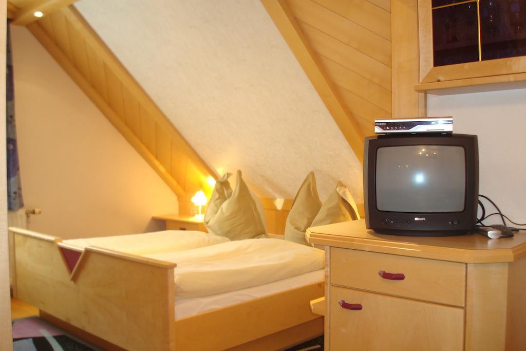 Ramingstein Gaestehaus Moser חדר תמונה